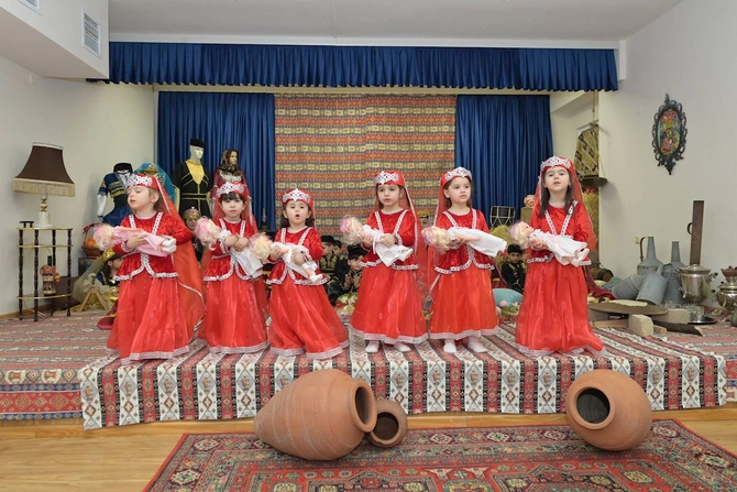 Emin Əmrullayev Xankəndi və Xocalıda təhsil müəssisələrində oldu — FOTOLAR