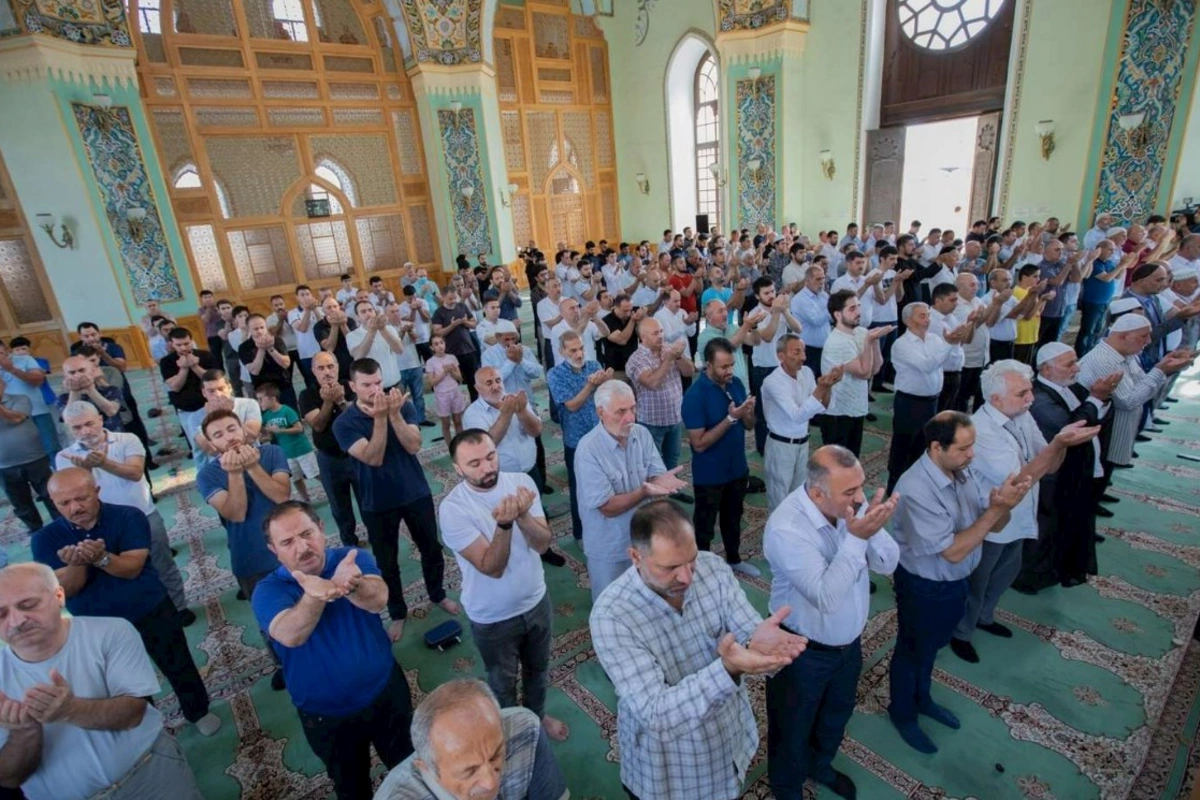 Bayram namazı nə vaxt qılınacaq?