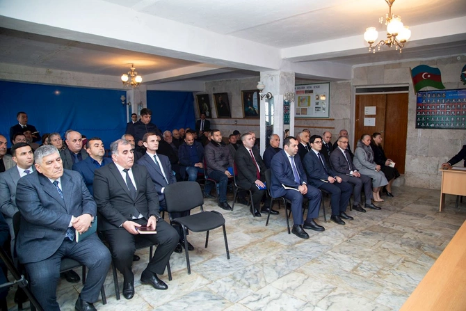 Rüstəm Xəlilov Kür Qaraqaşlıda sakinlərlə görüşdü — FOTOLAR