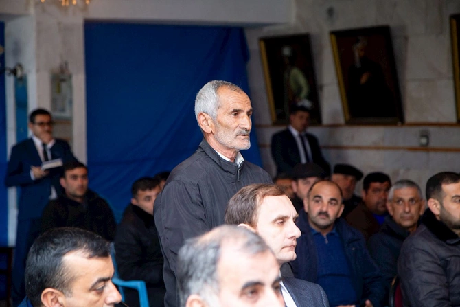 Rüstəm Xəlilov Kür Qaraqaşlıda sakinlərlə görüşdü — FOTOLAR