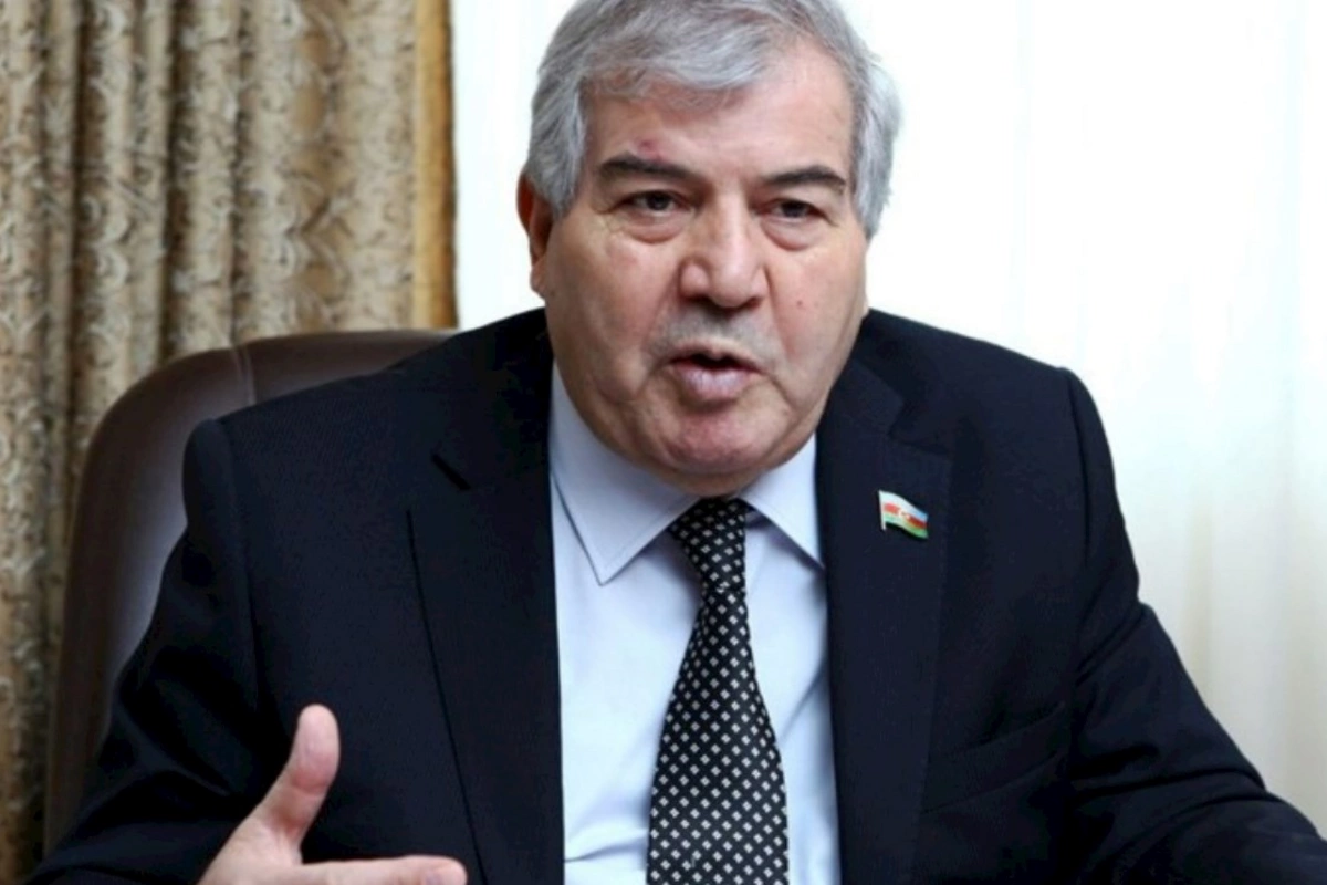 Sabir Rüstəmxanlının oğlunun adından pul istənilir