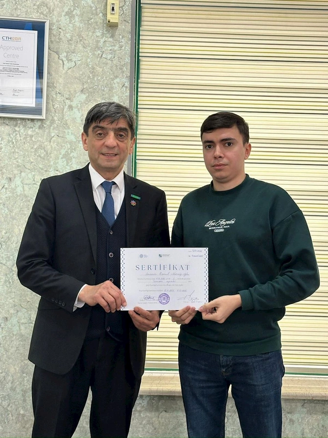 Turan Qastro Turizm Akademiyasında turizm agenti ixtisası üzrə sertifikasiya mərhələsi başa çatdı — FOTOLAR