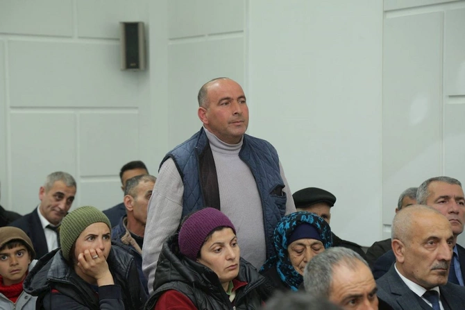 Sevindik Hətəmov Navahı qəsəbəsində səyyar qəbul-görüş keçirdi — FOTOLAR