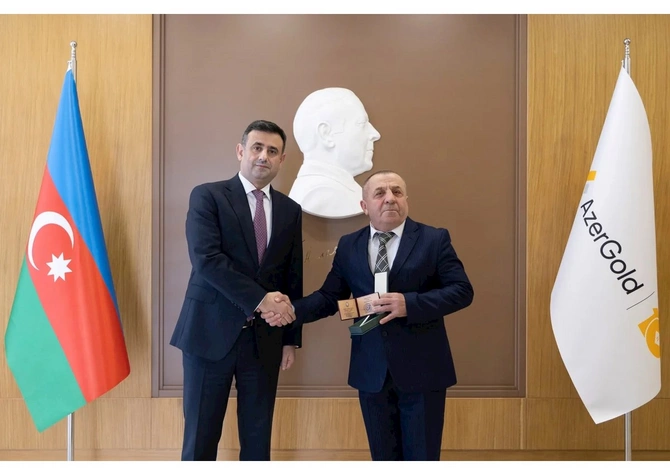 AzerGoldda Tərəqqi medalına layiq görülmüş əməkdaşlarla görüş keçirilib — FOTOLAR