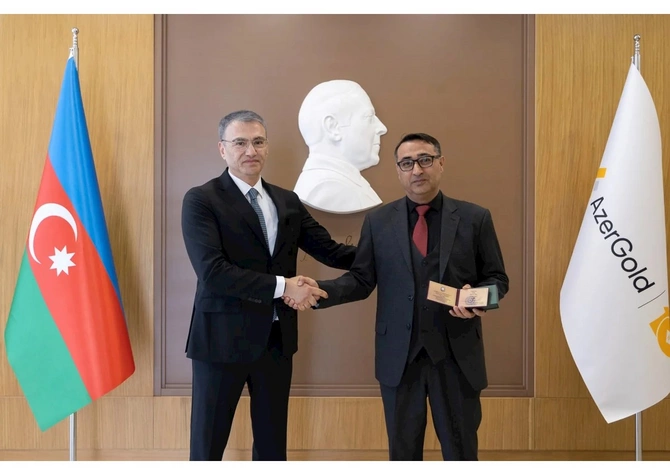 AzerGoldda Tərəqqi medalına layiq görülmüş əməkdaşlarla görüş keçirilib — FOTOLAR