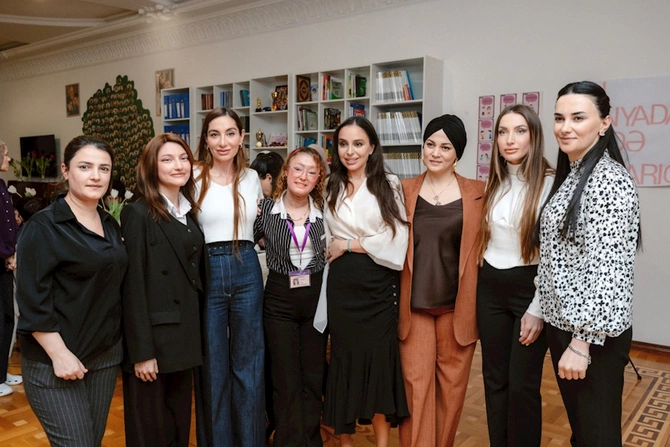 Leyla Əliyeva, Arzu Əliyeva və Alyona Əliyeva “Yaşama Dəstək” Mərkəzində olublar — FOTOLAR