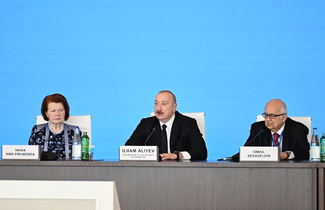 Prezident İlham Əliyev XIII Qlobal Bakı Forumunun açılış mərasimində çıxış etdi — FOTOLAR (YENİLƏNİB)