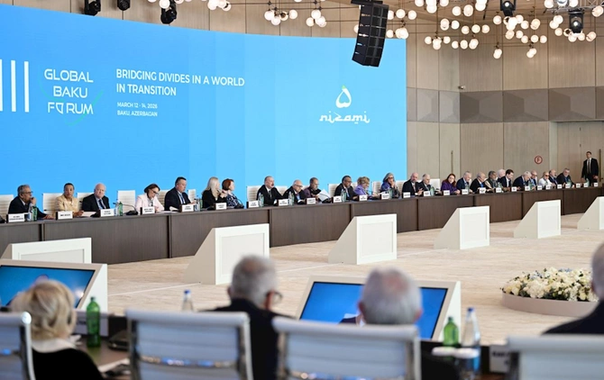 Prezident İlham Əliyev XIII Qlobal Bakı Forumunun açılış mərasimində çıxış etdi — FOTOLAR (YENİLƏNİB)