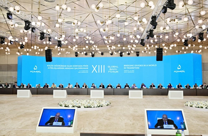 Prezident İlham Əliyev XIII Qlobal Bakı Forumunun açılış mərasimində çıxış etdi — FOTOLAR (YENİLƏNİB)