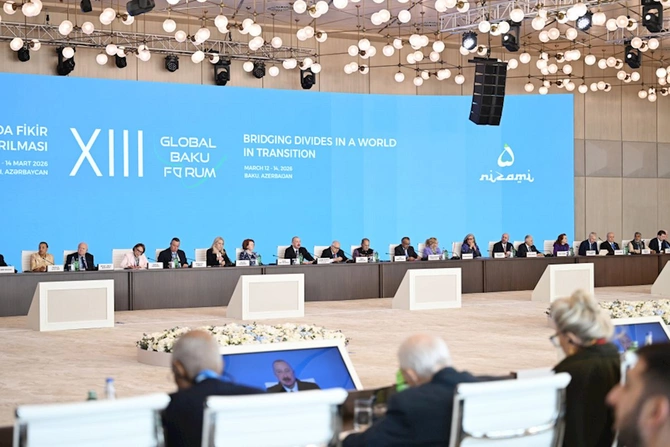 Prezident İlham Əliyev XIII Qlobal Bakı Forumunun açılış mərasimində çıxış etdi — FOTOLAR (YENİLƏNİB)