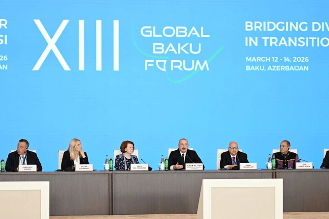 Prezident İlham Əliyev XIII Qlobal Bakı Forumunun açılış mərasimində çıxış etdi — FOTOLAR (YENİLƏNİB)
