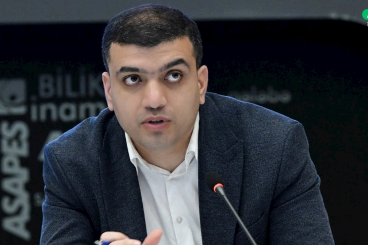 Nazir onu özünə yenidən müşavir təyin etdi