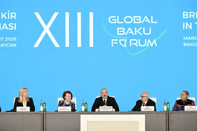 Prezident İlham Əliyev XIII Qlobal Bakı Forumunun açılış mərasimində çıxış etdi — FOTOLAR (YENİLƏNİB)