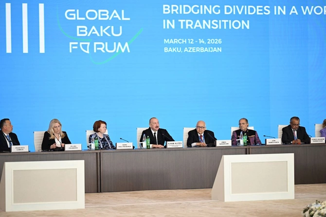 Prezident İlham Əliyev XIII Qlobal Bakı Forumunun açılış mərasimində çıxış etdi — FOTOLAR (YENİLƏNİB)