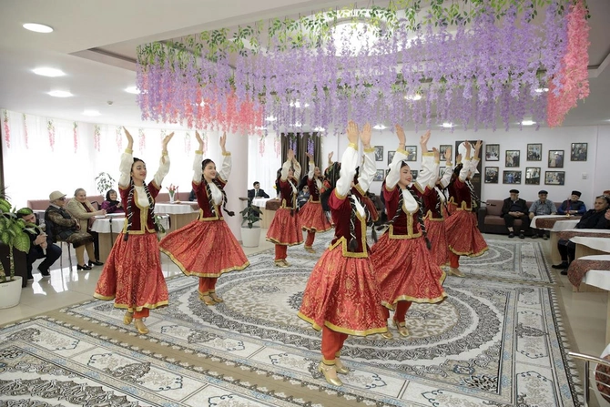 Ahıl şəxslər üçün sosial xidmət müəssisəsində bayram tədbiri təşkil olunub — FOTOLAR