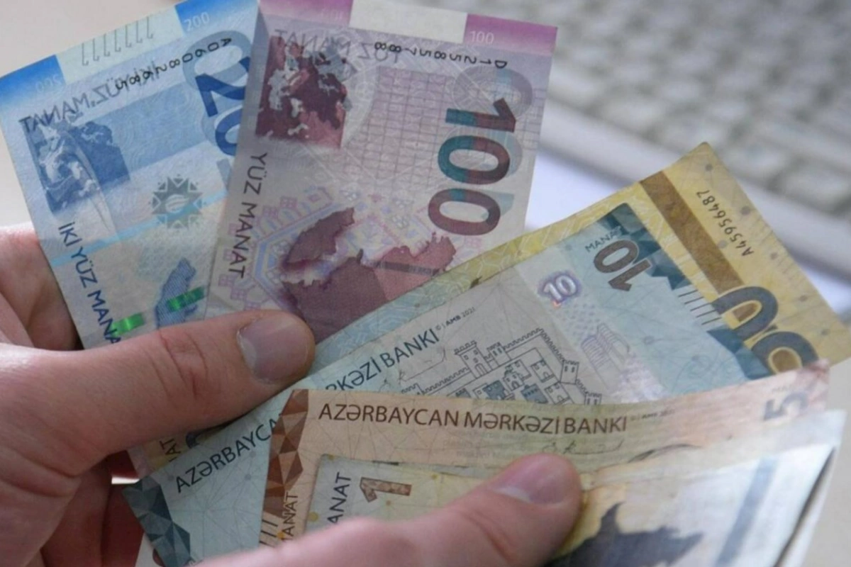 Həmin ailələrə hər ay 422 manat verilir