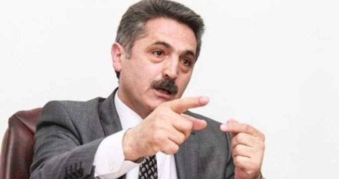 “Borçalı”nın parçalanmasının arxasında Ramiz Mehdiyevlə Zakir Qaralov dayanırdı — SENSASİON İDDİA “Borçalı”nın parçalanmasının arxasında Ramiz Mehdiyevlə Zakir Qaralov dayanırdı — SENSASİON İDDİA