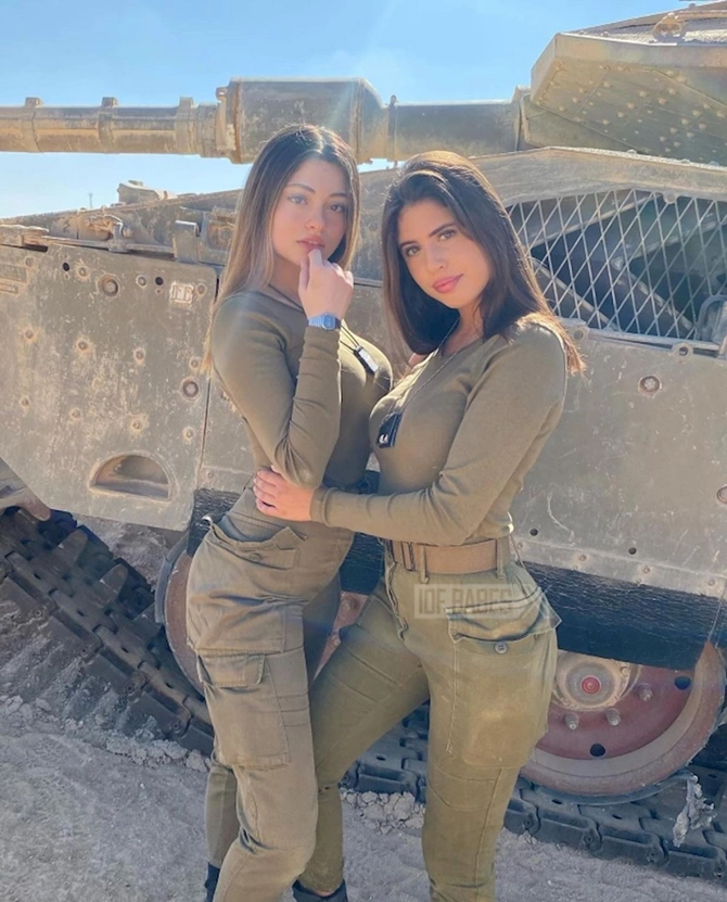 Onlar İrana qarşı döyüşürlər — FOTO Onlar İrana qarşı döyüşürlər — FOTO