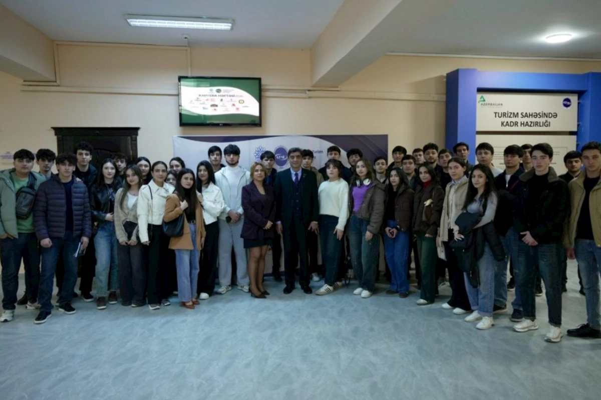 ATMU-da turizm sahəsində karyera planlamasına həsr olunmuş görüş keçirilib — FOTOLAR