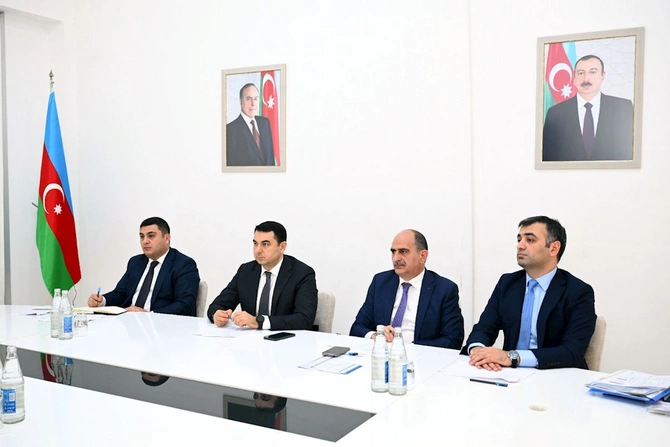 Mədəniyyət naziri Hacıqabulda vətəndaşların müraciətlərini dinlədi — FOTOLAR Mədəniyyət naziri Hacıqabulda vətəndaşların müraciətlərini dinlədi — FOTOLAR