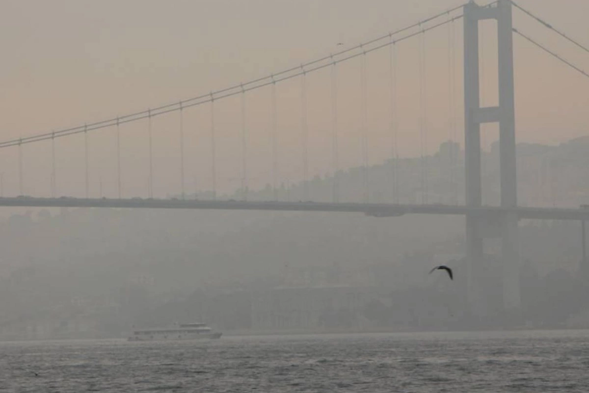 İstanbul boğazında gəmilərin hərəkəti dayandırıldı