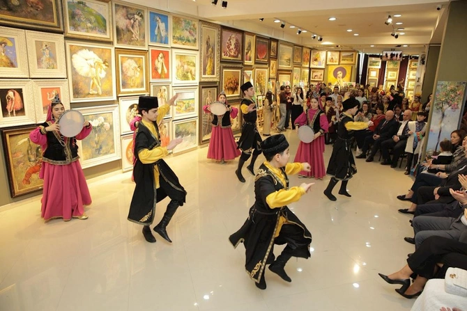 Səma rəqs ansamblı Bahar sevinci adlı konsert proqramı ilə çıxış etdi — FOTOLAR