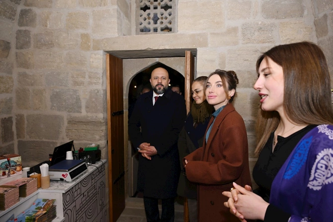 Prezidentin gəlini Buxara karvansarasının açılışında — FOTOLAR
