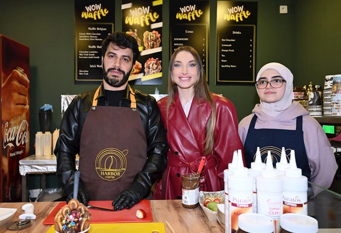 Alyona Əliyeva Novruz yarmarkasında — FOTOLAR Alyona Əliyeva Novruz yarmarkasında — FOTOLAR
