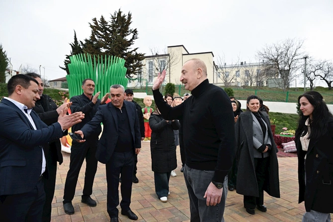 Prezidentlə xanımı Xocavəndə getdi — FOTOLAR
