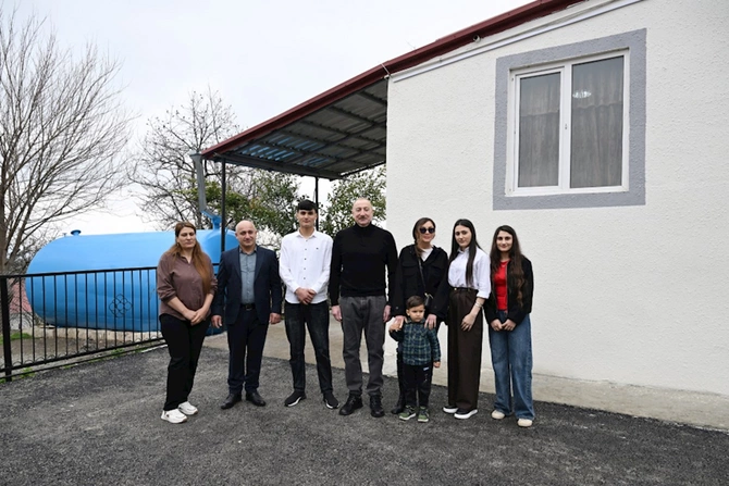 Prezidentlə xanımı Xocavəndə getdi — FOTOLAR