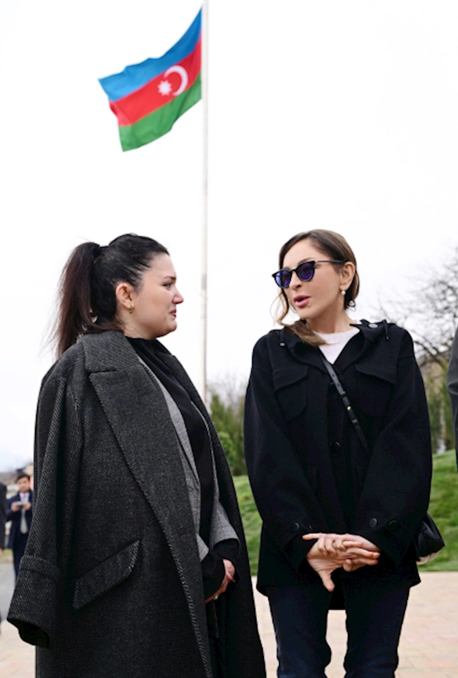Prezidentlə xanımı Xocavəndə getdi — FOTOLAR