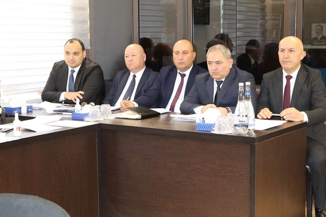 Zaur Mikayılov Abşeronda vətəndaşlarla görüşdü — FOTOLAR Zaur Mikayılov Abşeronda vətəndaşlarla görüşdü — FOTOLAR