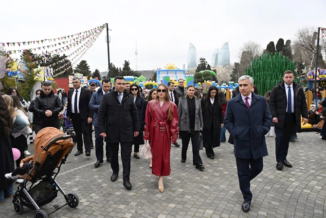 Alyona Əliyeva Novruz yarmarkasında — FOTOLAR Alyona Əliyeva Novruz yarmarkasında — FOTOLAR