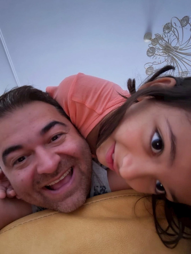 Hər addımında arxandayam — FOTOLAR Hər addımında arxandayam — FOTOLAR
