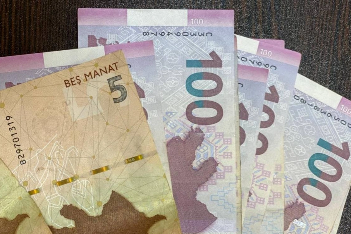 Axşam üçün 15 manat ayırın...