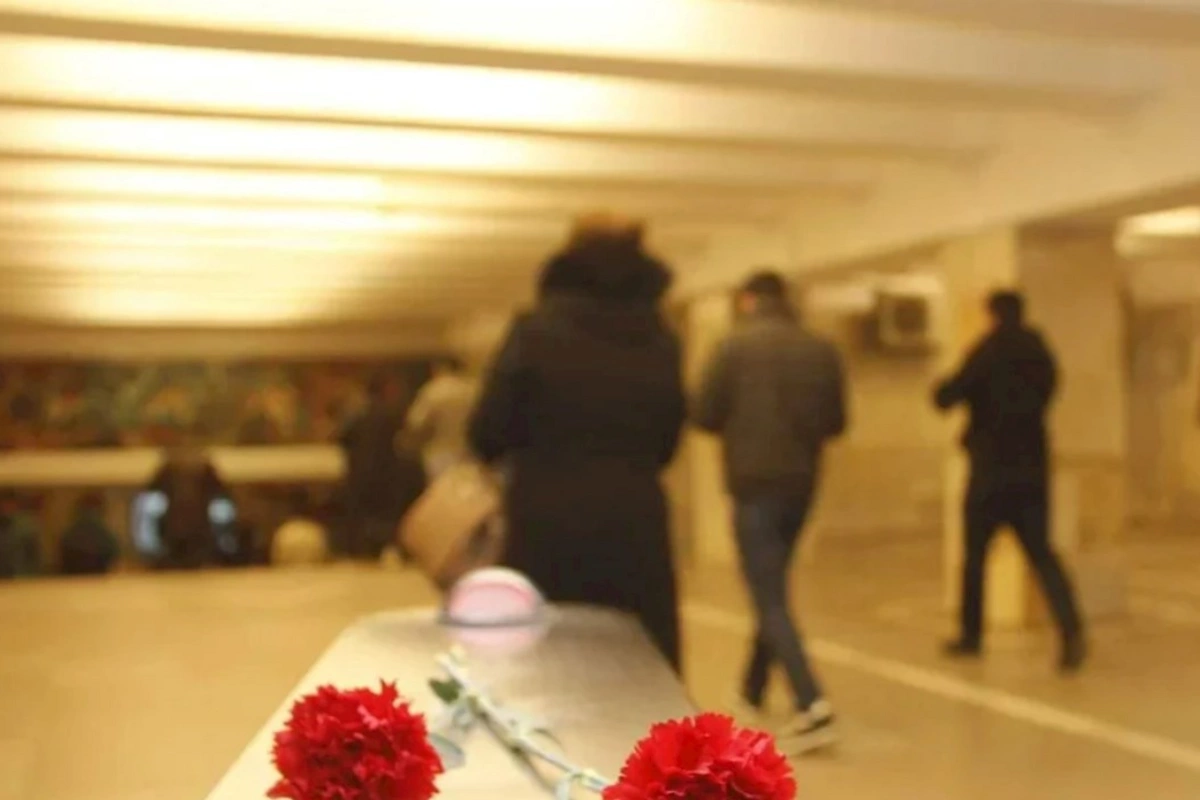 20 Yanvar metrostansiyasında törədilən terror aktından 32 il keçir