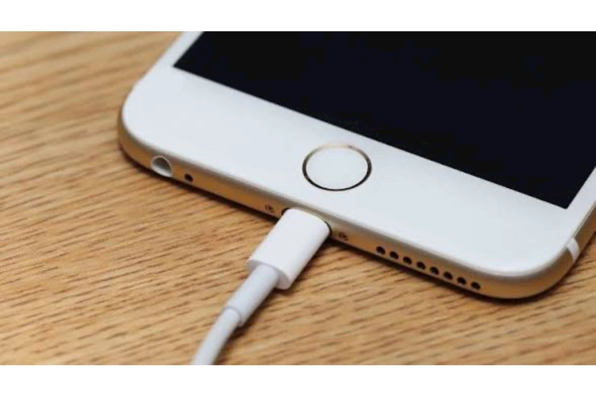 “Telefonlarınızı doldurun, su ehtiyatı yığın!”