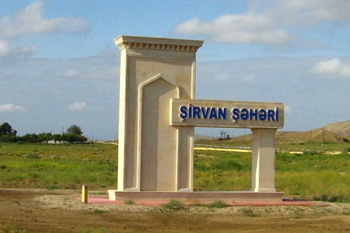 Şirvan sakini bıçaqlandı