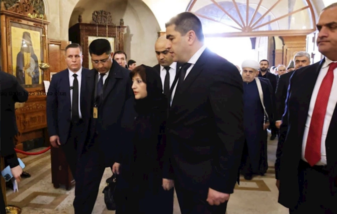Sahibə Qafarova, Samir Şərifov... — II İlyanın dəfnindən FOTOLAR