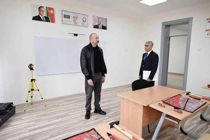 İlham Əliyev Şamaxı Avropa liseyinin yeni binasının açılışında iştirak etdi — FOTOLAR İlham Əliyev Şamaxı Avropa liseyinin yeni binasının açılışında iştirak etdi — FOTOLAR