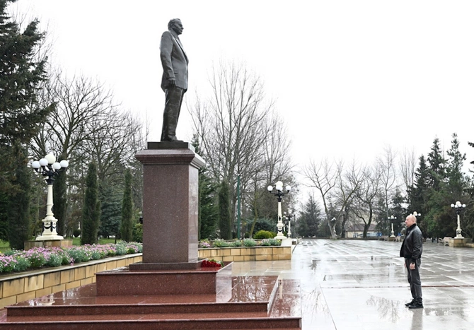 İlham Əliyev Şamaxıdadır — FOTOLAR