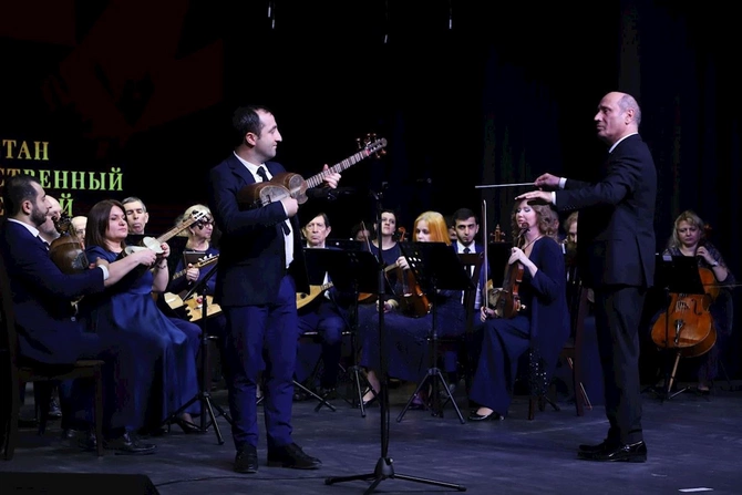 Prezident Dərbənddə Azərbaycan Dövlət Musiqili Dram Teatrının açılışı münasibətilə təbrik ünvanlayıb — FOTOLAR
