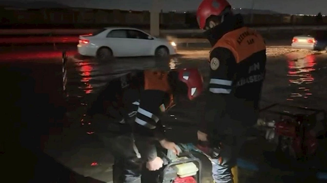 42 nəfər subasmaya görə təxliyyə edildi — YENİLƏNİB (VİDEO/FOTOLAR)
