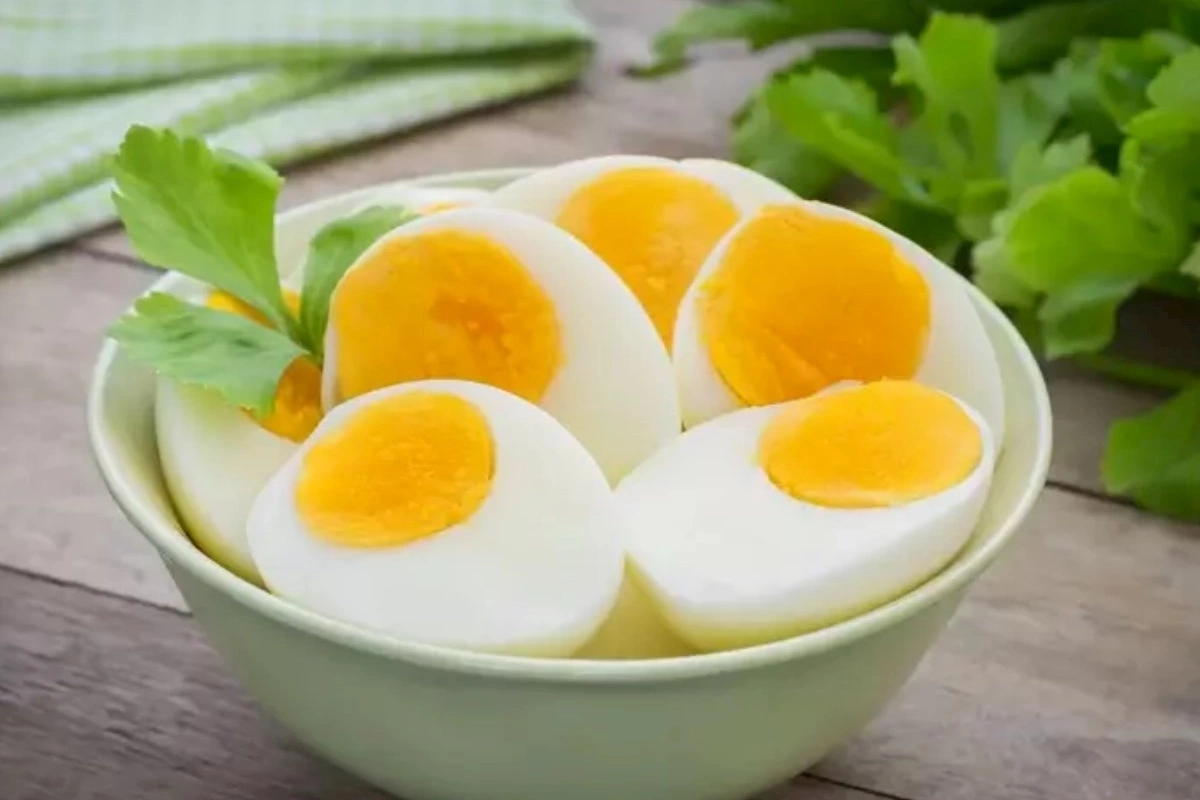 Yumurtanı belə bişirəndə bütün vitamini ölür