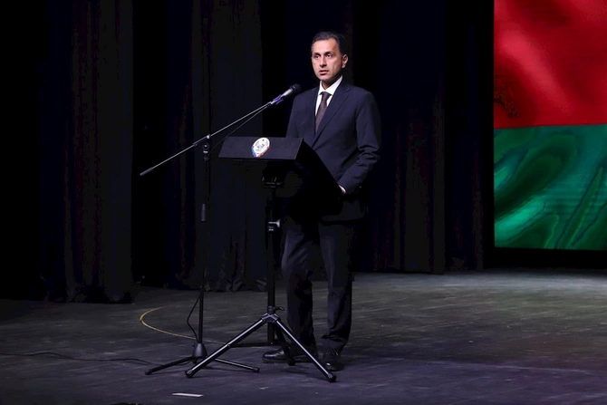 Prezident Dərbənddə Azərbaycan Dövlət Musiqili Dram Teatrının açılışı münasibətilə təbrik ünvanlayıb — FOTOLAR