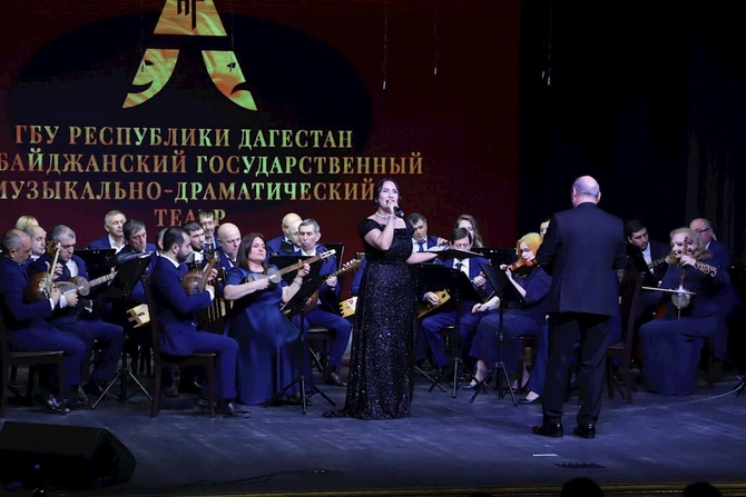 Prezident Dərbənddə Azərbaycan Dövlət Musiqili Dram Teatrının açılışı münasibətilə təbrik ünvanlayıb — FOTOLAR