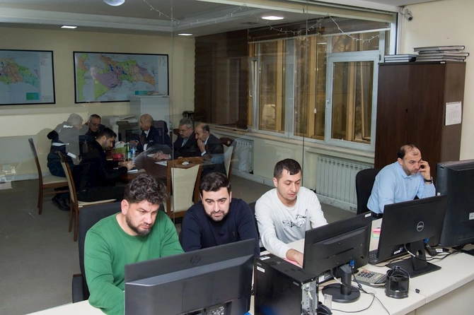 ADSEA-da Operativ Qərargah gücələndirilmiş iş rejimində — VİDEO/FOTOLAR ADSEA-da Operativ Qərargah gücələndirilmiş iş rejimində — VİDEO/FOTOLAR