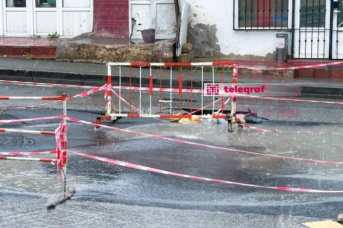 Bakıda yol çökdü — FOTOLAR