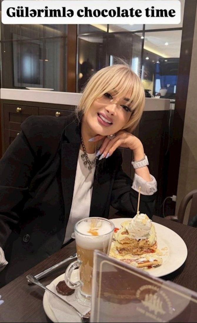 Məleykə Əsədova qızı ilə belə vaxt keçirir — FOTOLAR Məleykə Əsədova qızı ilə belə vaxt keçirir — FOTOLAR