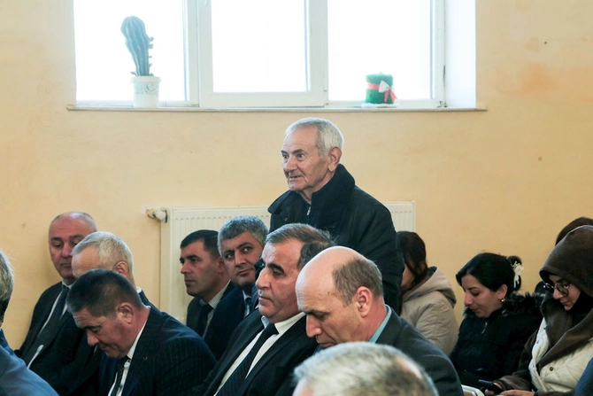 Rüstəm Xəlilov Quyçu kənd sakinləri ilə görüşüb — FOTOLAR